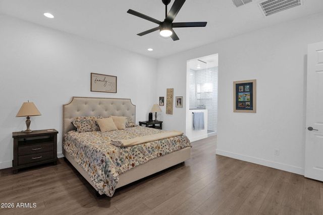 44624 N 43RD Drive, New River, AZ 85087