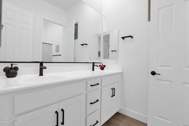 44624 N 43RD Drive, New River, AZ 85087