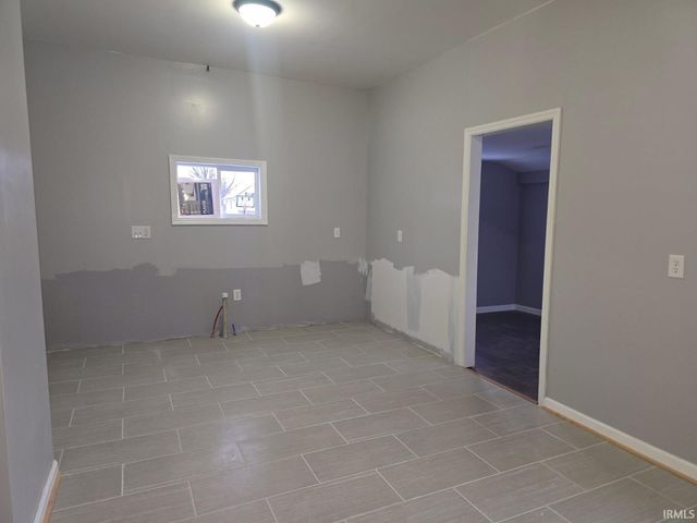 512 S gallatin Street, Marion, IN 46953