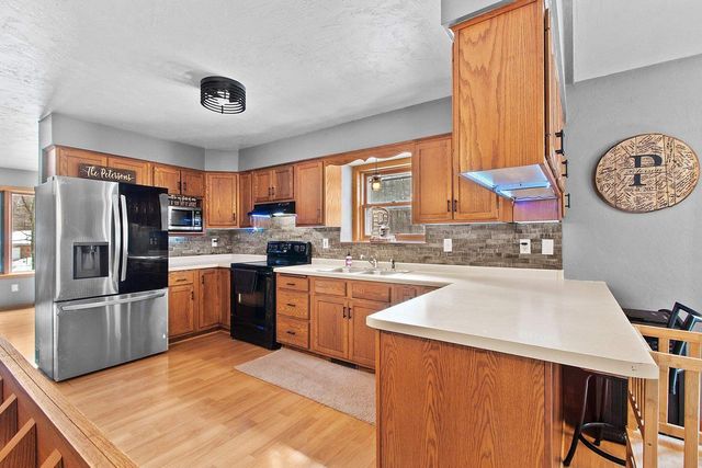 6722 OCONTO RIVER SHORES LANE, Oconto Falls, WI 54154