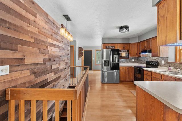 6722 OCONTO RIVER SHORES LANE, Oconto Falls, WI 54154