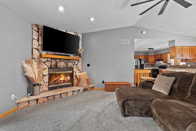 6722 OCONTO RIVER SHORES LANE, Oconto Falls, WI 54154