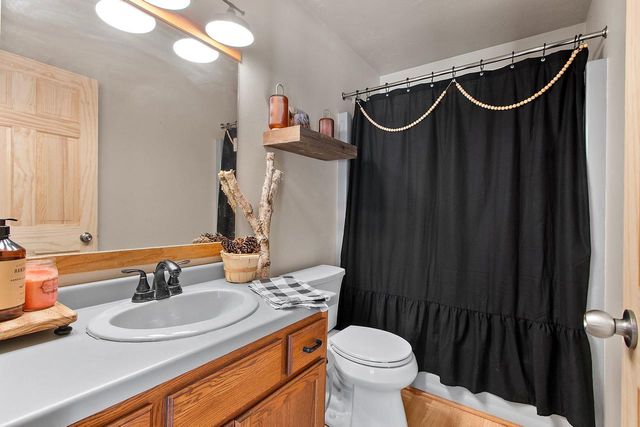 6722 OCONTO RIVER SHORES LANE, Oconto Falls, WI 54154