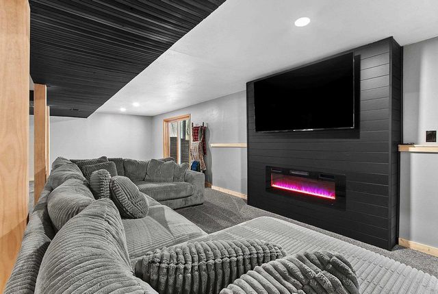 6722 OCONTO RIVER SHORES LANE, Oconto Falls, WI 54154