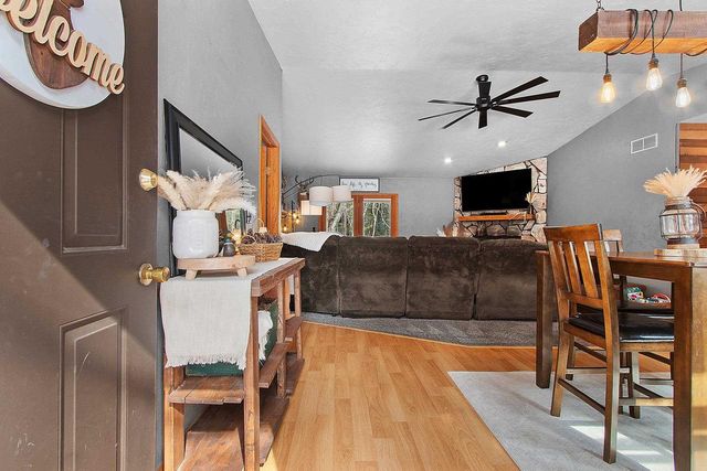 6722 OCONTO RIVER SHORES LANE, Oconto Falls, WI 54154