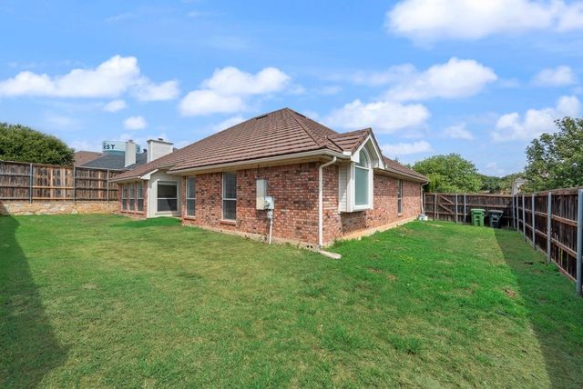 721 Herman Drive, Hurst, TX 76054
