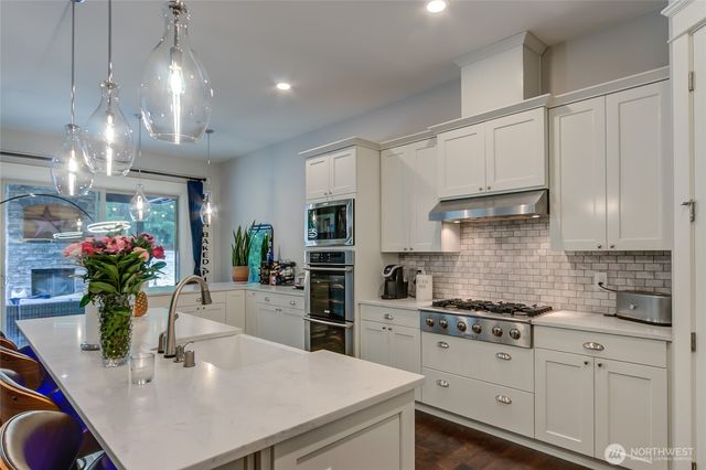 27710 316th Way SE, Ravensdale, WA 98051