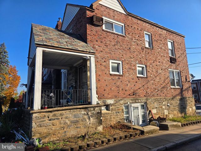 201 SAINT LAURENCE RD, Upper Darby, PA 19082