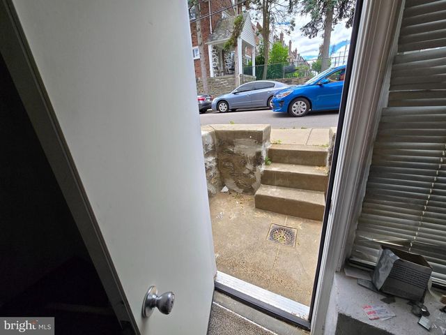201 SAINT LAURENCE RD, Upper Darby, PA 19082