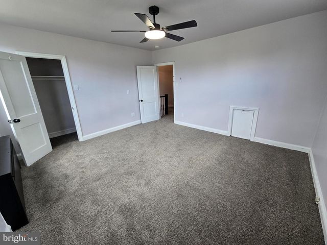 201 SAINT LAURENCE RD, Upper Darby, PA 19082