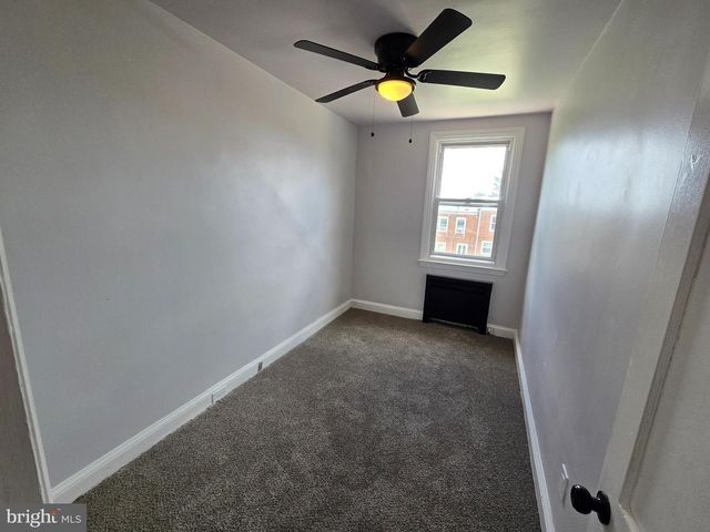 201 SAINT LAURENCE RD, Upper Darby, PA 19082