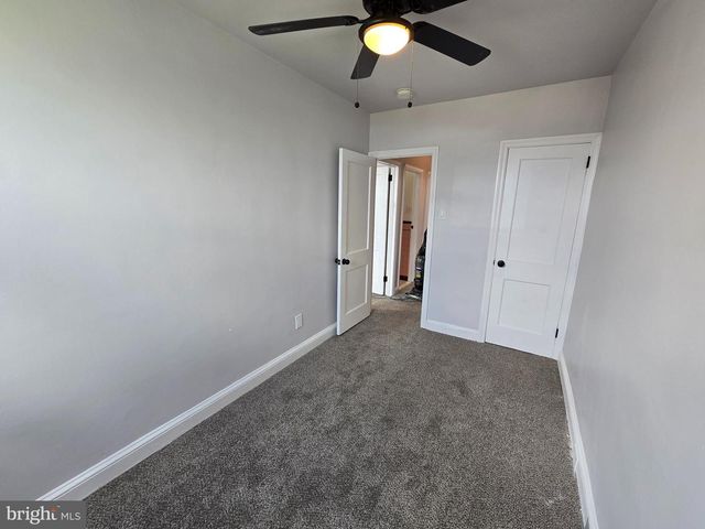 201 SAINT LAURENCE RD, Upper Darby, PA 19082