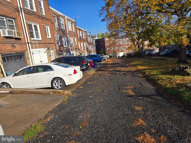 201 SAINT LAURENCE RD, Upper Darby, PA 19082