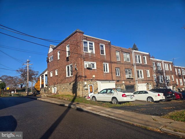 201 SAINT LAURENCE RD, Upper Darby, PA 19082