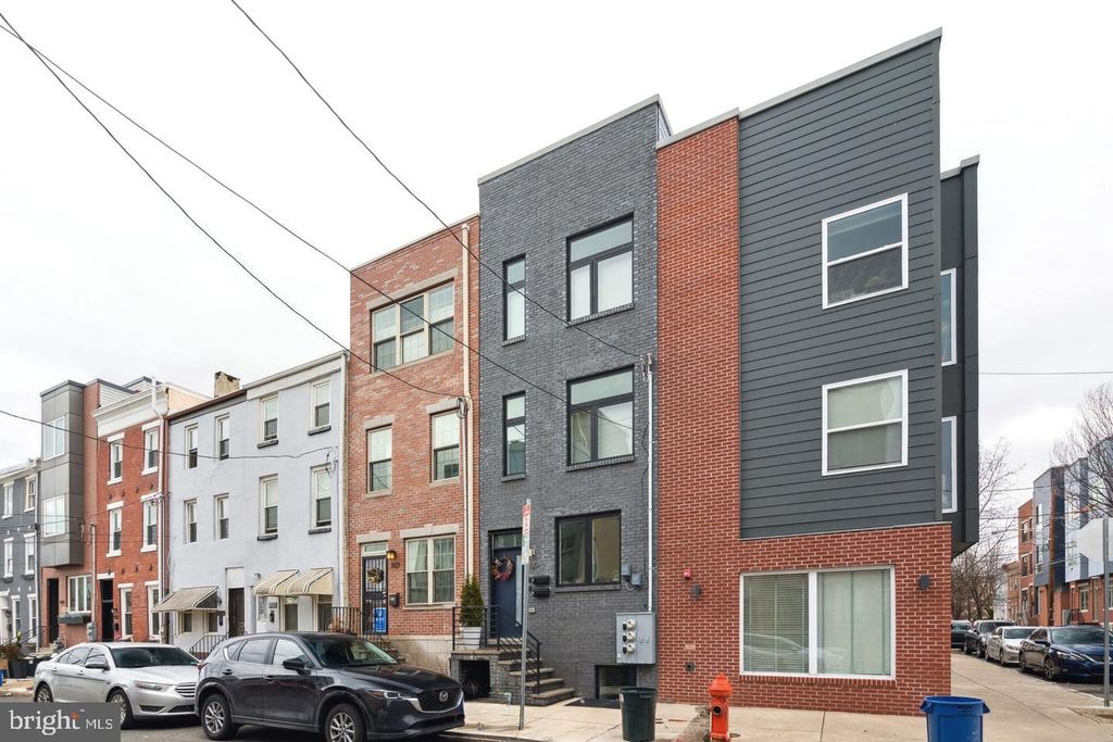 1919 BROWN ST #2, Philadelphia, PA 19130
