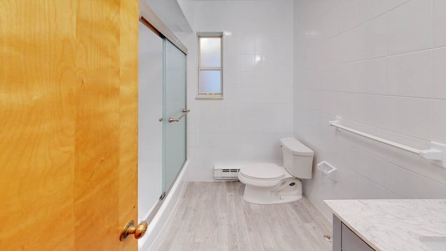 19 Ashmont Ave 0, Newton, MA 02458