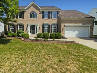 10093 Parkshore Drive, Fishers, IN 46038