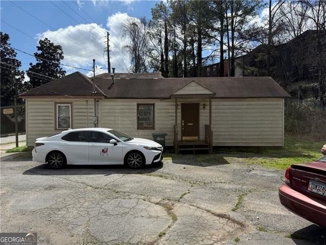 353 Campbell Hill Street NW, Marietta, GA 30060