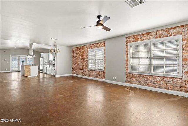 1701 N 16TH Avenue, Phoenix, AZ 85007