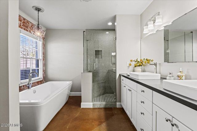 1701 N 16TH Avenue, Phoenix, AZ 85007