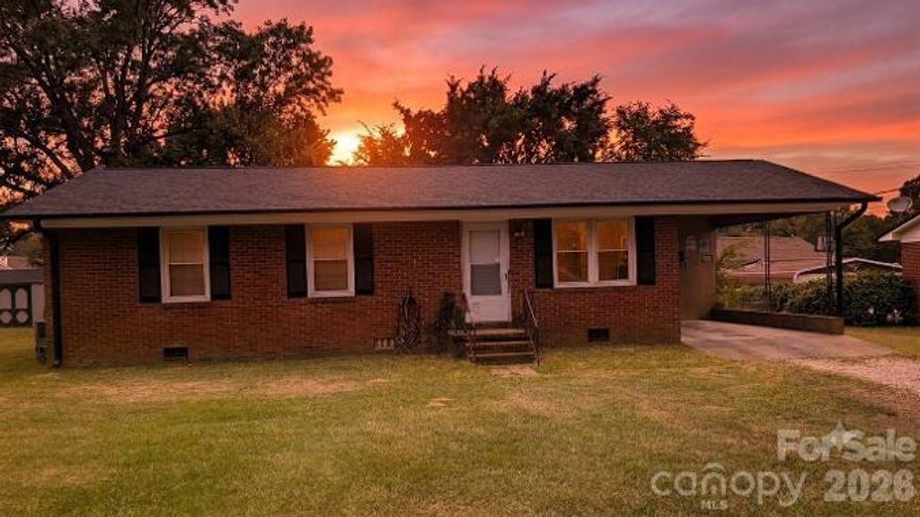 608 Catawba Street, Chester, SC 29706