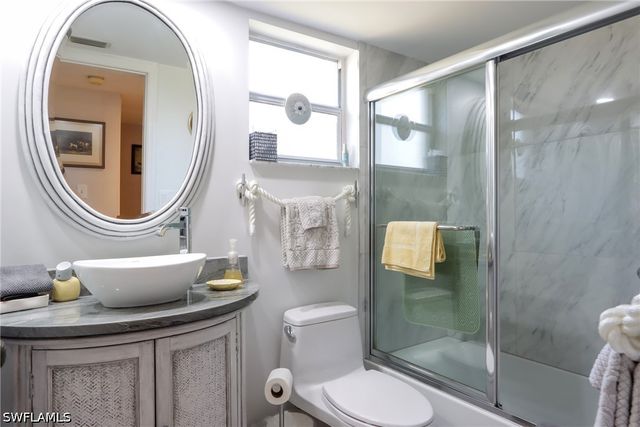 505 Lake Louise CIR 101, Naples, FL 34110