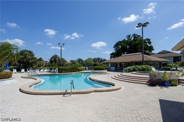 505 Lake Louise CIR 101, Naples, FL 34110