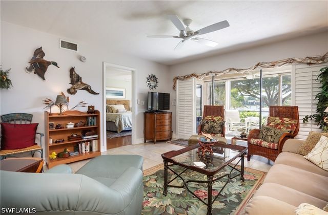 505 Lake Louise CIR 101, Naples, FL 34110
