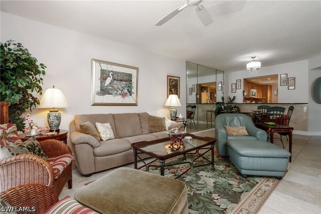 505 Lake Louise CIR 101, Naples, FL 34110