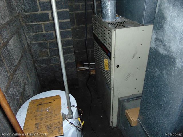 15391 Gratiot Avenue, Detroit, MI 48205