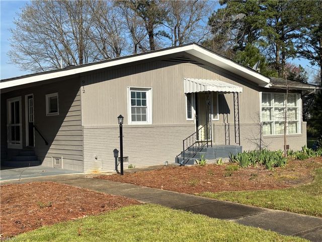 912 Oklahoma DR, Chesapeake, VA 23323