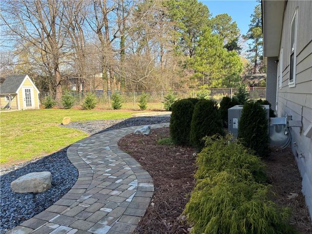 912 Oklahoma DR, Chesapeake, VA 23323