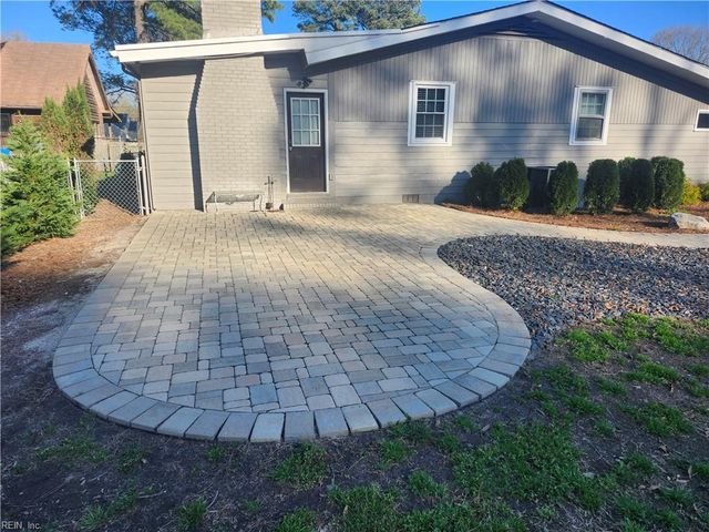 912 Oklahoma DR, Chesapeake, VA 23323