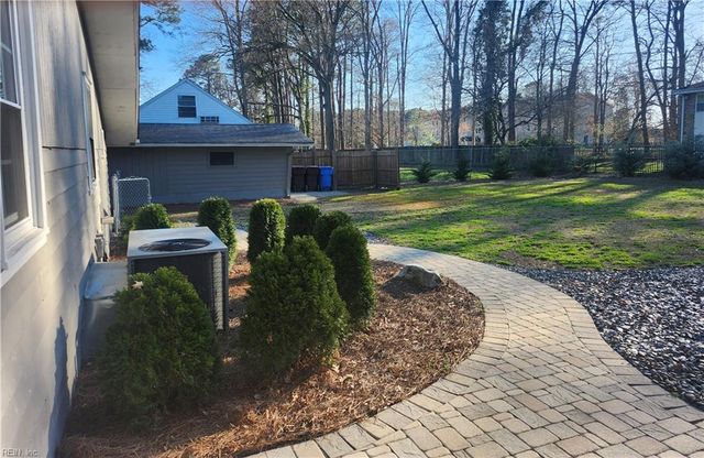 912 Oklahoma DR, Chesapeake, VA 23323