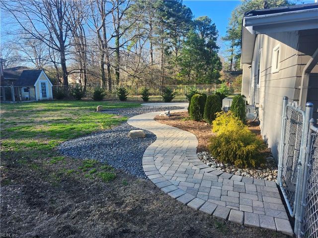 912 Oklahoma DR, Chesapeake, VA 23323