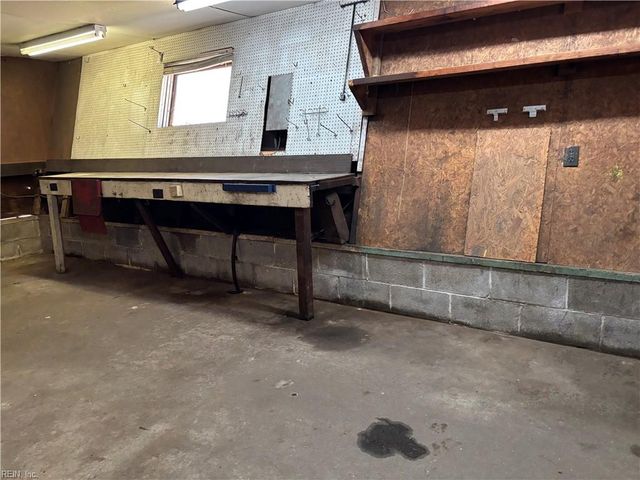 912 Oklahoma DR, Chesapeake, VA 23323