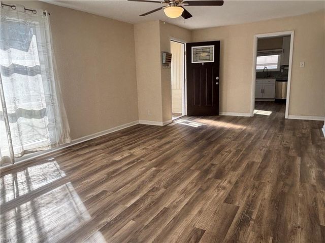 912 Oklahoma DR, Chesapeake, VA 23323