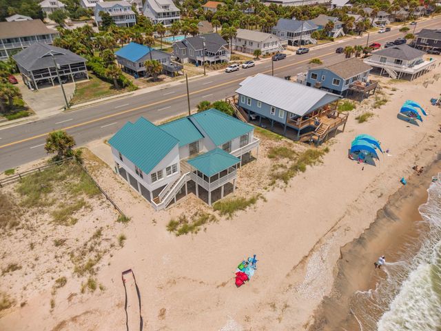 134 Palmetto Boulevard, Edisto Island, SC 29438