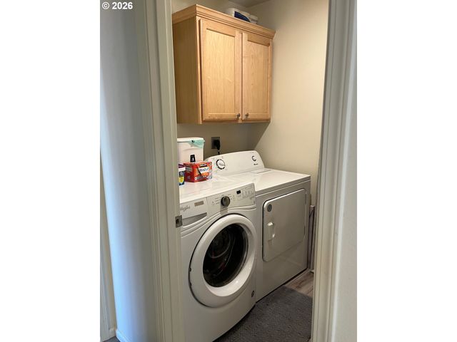 1610 19TH St, Florence, OR 97439