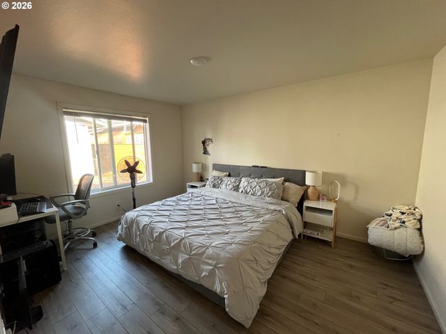 1610 19TH St, Florence, OR 97439