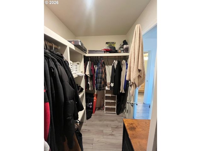 1610 19TH St, Florence, OR 97439