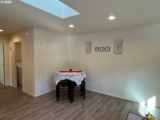 1610 19TH St, Florence, OR 97439