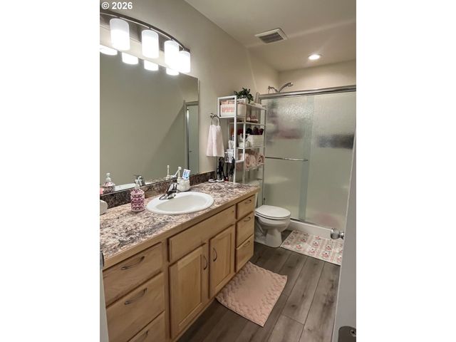 1610 19TH St, Florence, OR 97439