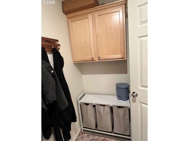 1610 19TH St, Florence, OR 97439