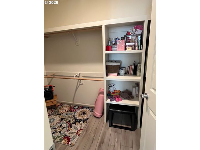 1610 19TH St, Florence, OR 97439