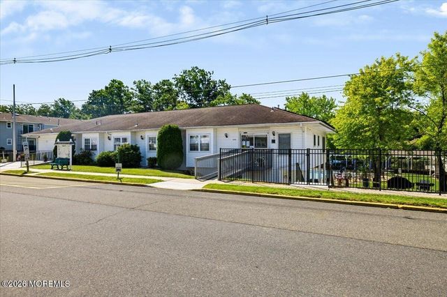 6 Minnesota Drive A, Matawan, NJ 07747