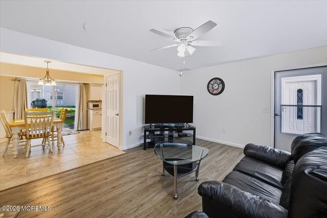 6 Minnesota Drive A, Matawan, NJ 07747
