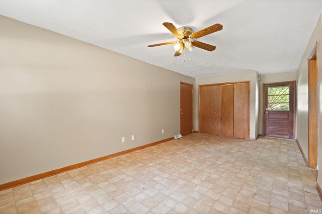 409 Wedgewood Drive, New Albany, IN 47150