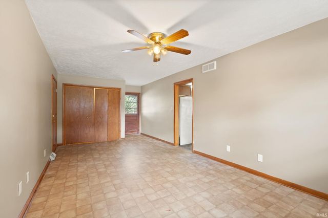 409 Wedgewood Drive, New Albany, IN 47150