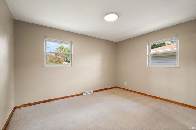 409 Wedgewood Drive, New Albany, IN 47150